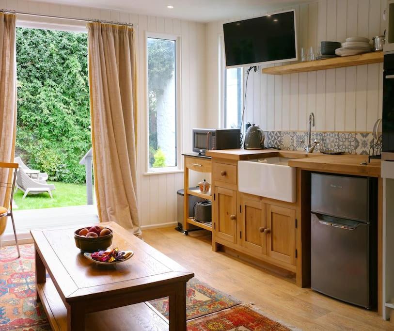 The Garden Room Knighton  Exteriér fotografie